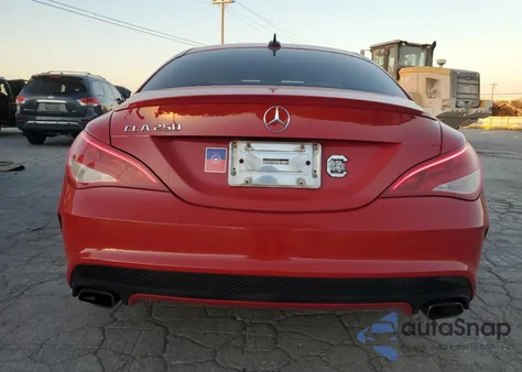 2015 Mercedes-Benz Cla 250 z USA, uszkodzony, nr VIN WDDSJ4EB7FN203654